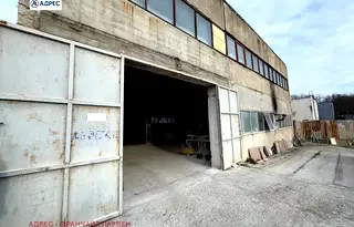 Промишлена сграда във Враца, Мездра