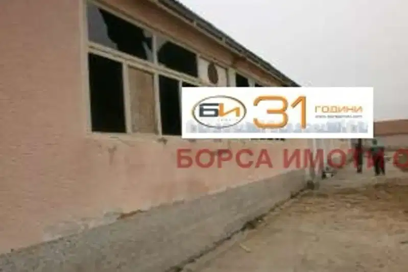 Промишлена сграда във Враца, с. Лиляче