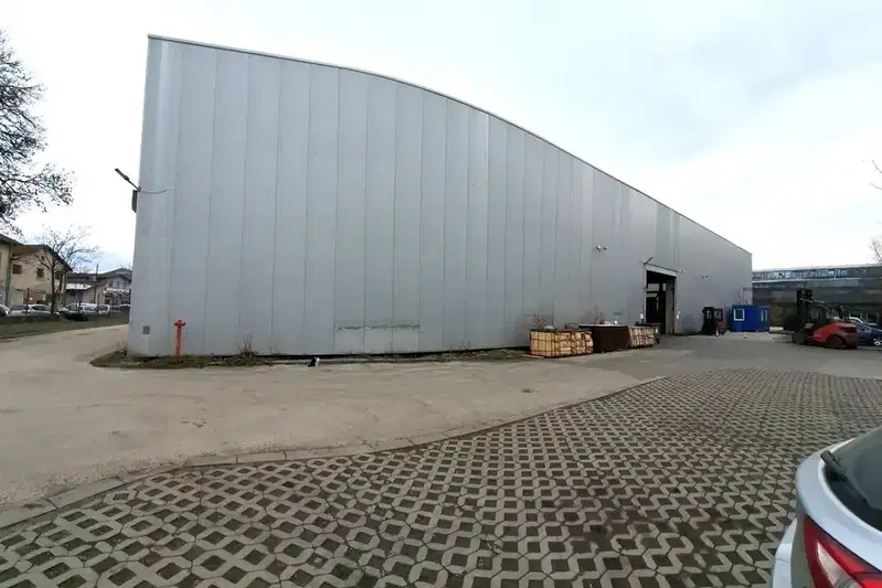 Warehouse in Sofiya, Centyr