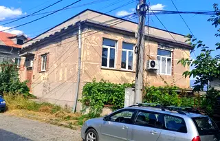Склад в Перник, Клепало