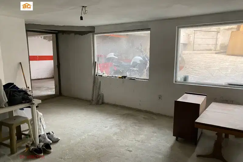Warehouse in Varna, Kolhozen Pazar