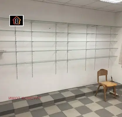 Снимка 2 — Склад във Враца, Складова база