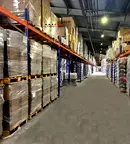 Склад в София, Враждебна