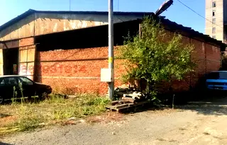 Склад в Бургас, Карнобат