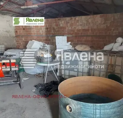 Photo 2 — Warehouse in Oblast Burgas, Pomorie