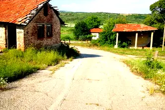 Склад в Кюстендил, с. Баланово