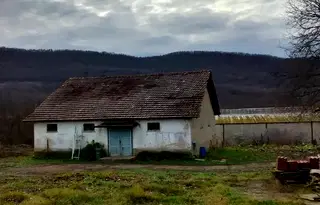 Склад в Ловеч, с. Българене