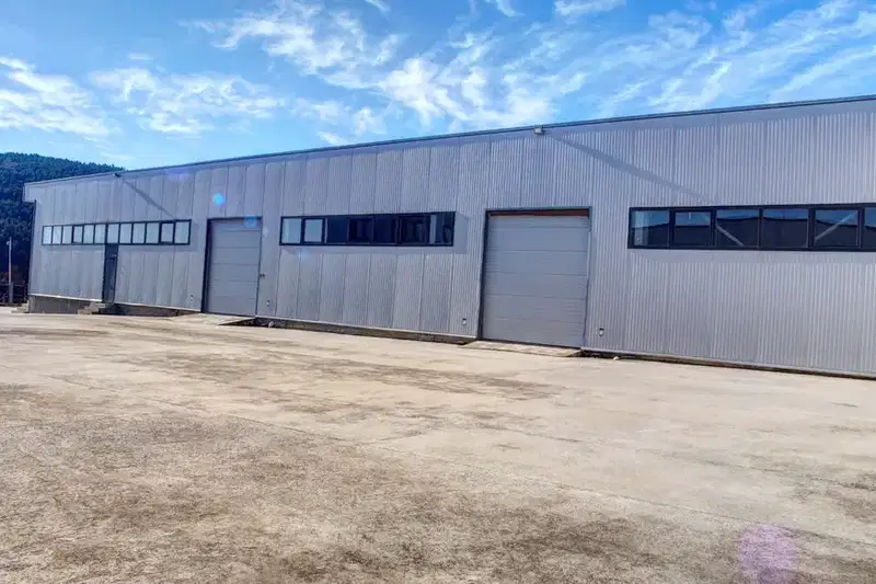 Warehouse in Oblast Pernik, Breznik