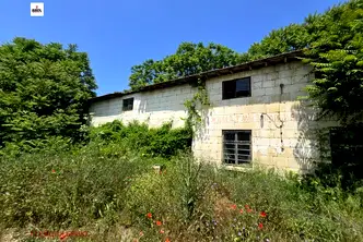 Склад в Русе, с. Божичен