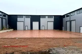 Склад в София, Елин Пелин