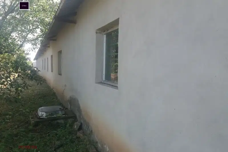 Склад във Варна, с. Левски