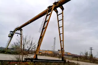 Склад във Велико Търново, Горна Оряховица
