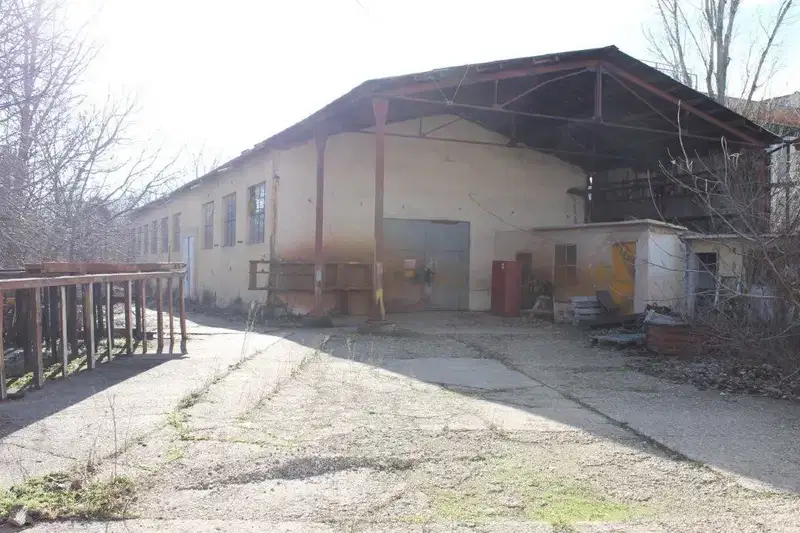 Warehouse in Oblast Veliko Tyrnovo, Gorna Oryahovica