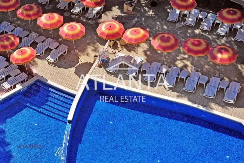3-bedroom apartment in Zlatni Pyasyci