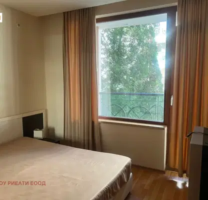 Photo 3 — 3-bedroom apartment in Zlatni Pyasyci