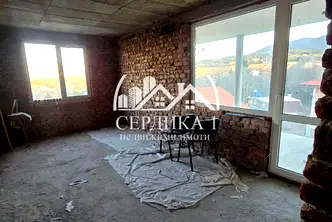 Тристаен апартамент в с. Мало Бучино