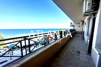 Тристаен апартамент в к.к. Златни пясъци