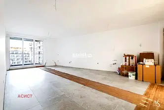 Тристаен апартамент в Студентски