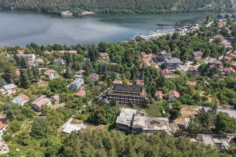 Тристаен апартамент в с. Панчарево