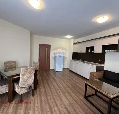 Photo 2 — 3-bedroom apartment in Zlatni Pyasyci