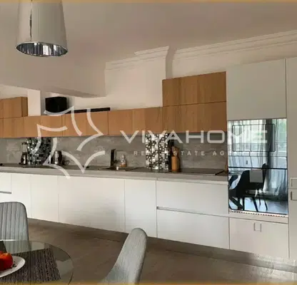 Photo 2 — 3-bedroom apartment in Zlatni Pyasyci