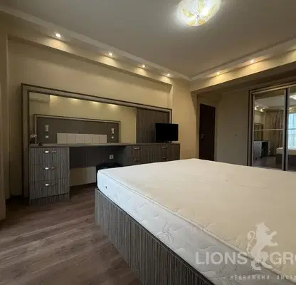 Снимка 5 — Тристаен апартамент в к.к. Чайка