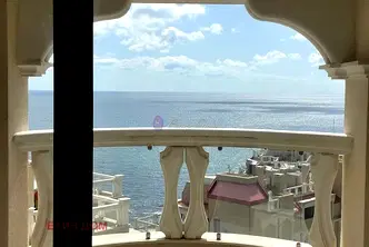 Тристаен апартамент в к.к. Чайка