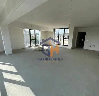 Photo 3 — 3-bedroom apartment in Студентски