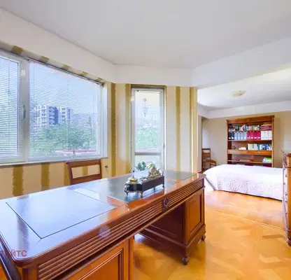 Photo 3 — 3-bedroom apartment in Студентски