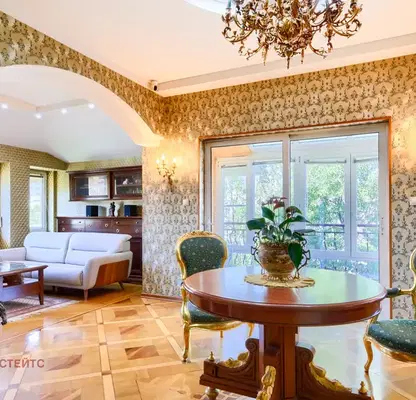 Photo 4 — 3-bedroom apartment in Студентски