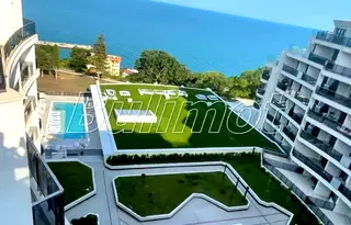 Тристаен апартамент в к.к. Чайка
