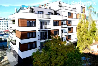 Тристаен апартамент в Студентски