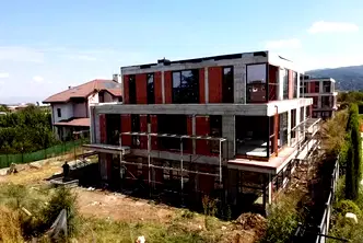 Тристаен апартамент в с. Панчарево