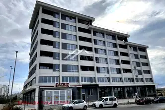 Тристаен апартамент в Кайсиева ина