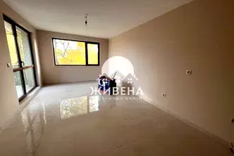 Тристаен апартамент в к.к. Св.Св. Константин и Елена