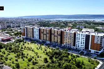 Тристаен апартамент в Кайсиева ина