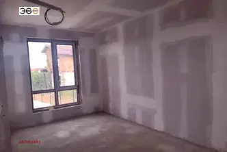 Тристаен апартамент в Кайсиева ина