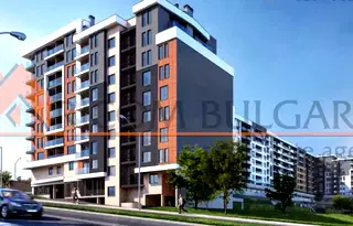 Тристаен апартамент в Кайсиева ина