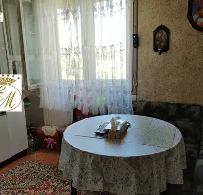Снимка 4 — Тристаен апартамент в Шумен, 2-ри корпус