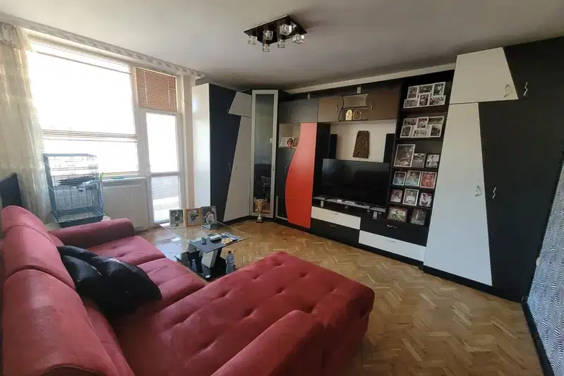 3-bedroom apartment in Pleven, 9-Ti Kvartal