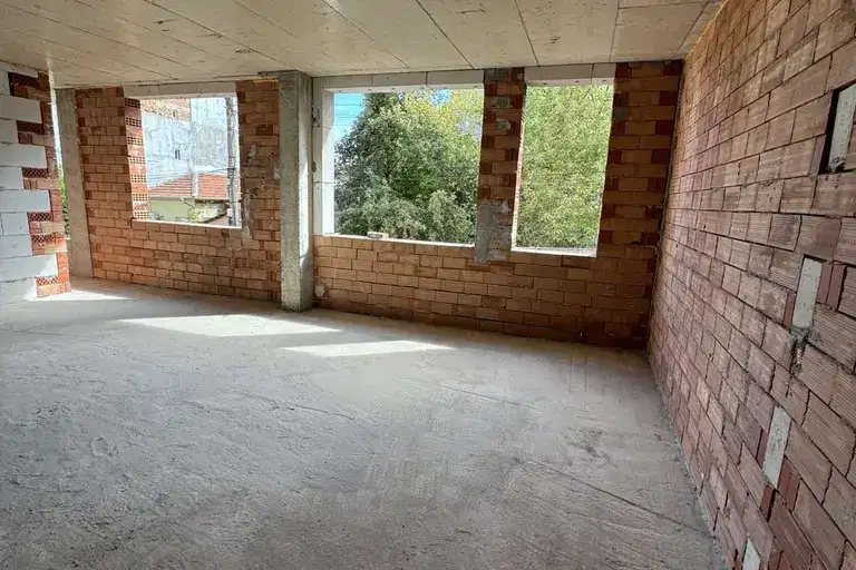 3-bedroom apartment in Pleven, 9-Ti Kvartal