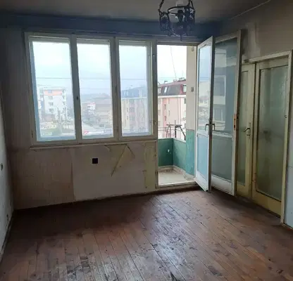Photo 4 — 3-bedroom apartment in Veliko Tyrnovo, Akaciya
