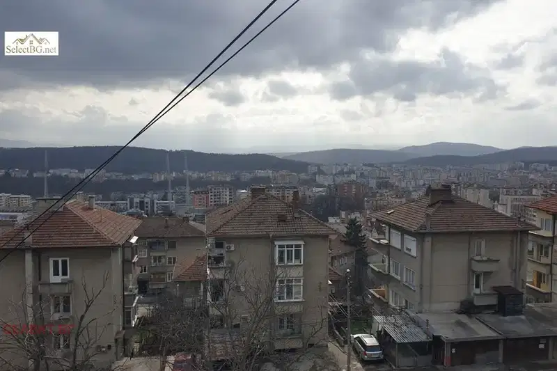 3-bedroom apartment in Veliko Tyrnovo, Akaciya