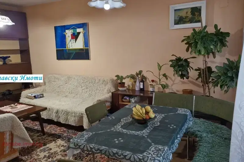 3-room apartment in Ruse, Alei Vazrazhdane with 2 terraces