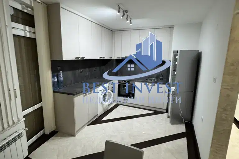 3-bedroom apartment in Благоев, Ален мак