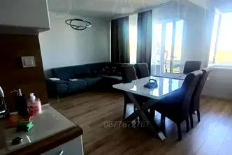 Тристаен апартамент в Стара Загора, Аязмото