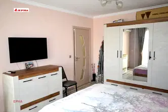 Тристаен апартамент в Хасково, Бадема