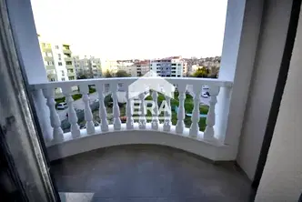 Тристаен апартамент в Хасково, Бадема