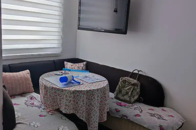 Тристаен апартамент в Добрич, Балик