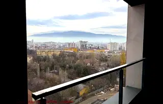 Тристаен апартамент в София, Банишора